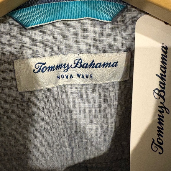 Tommy Bahama Men's Nova Wave Shirt - Picture 3 of 9